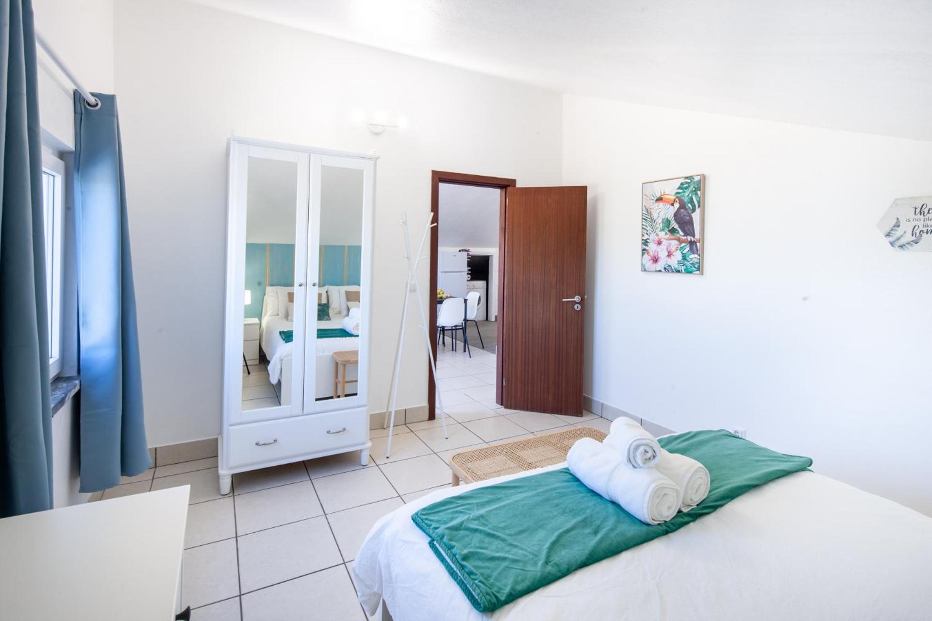Silvercoast Apartments - Swimming Pool & Jacuzzi Atouguia Da Baleia Exterior foto